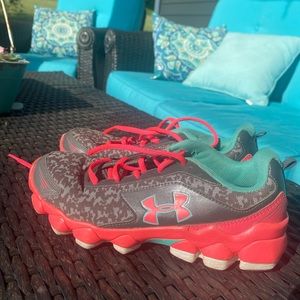 Girls Under Armour Sneakers
